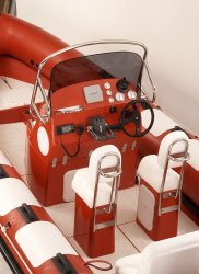 Dual Professional console with front seat